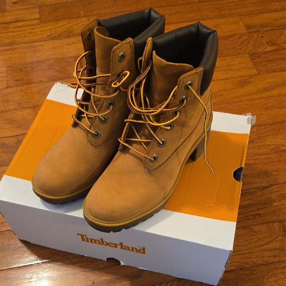 Timberland Women's Kinsley Waterproof Boot